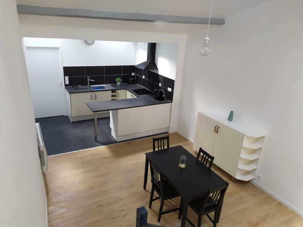 Malestroit Duplex Plein Centre Ville 10B מראה חיצוני תמונה